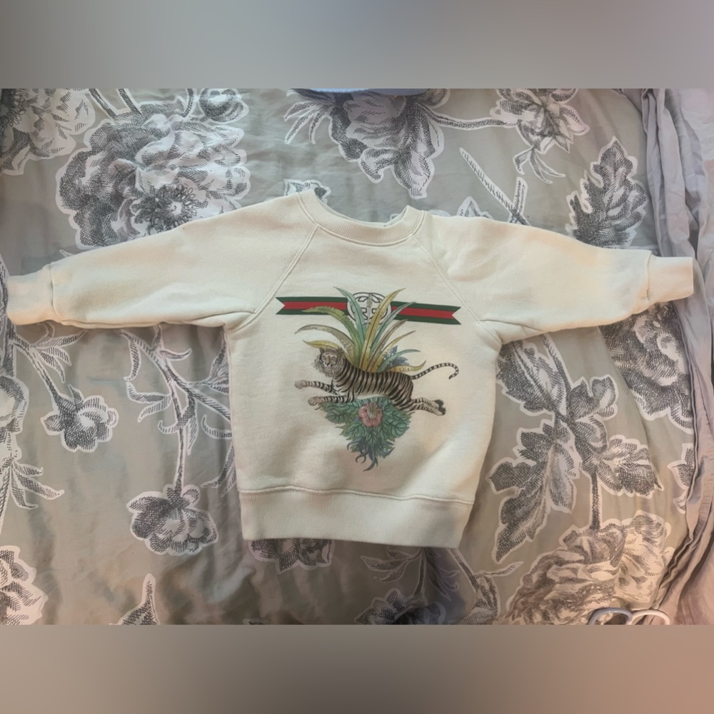 Gucci sweater